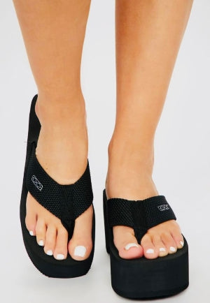 Liliana Dosa-1 Platform Thong Sandals-Black