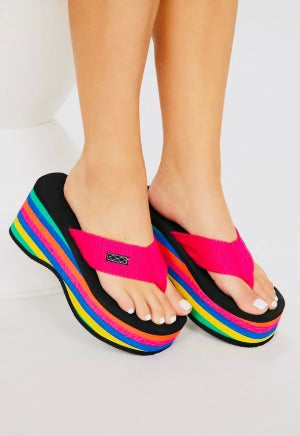 Liliana Dosa-1 Platform Thong Sandals-Pink Multi